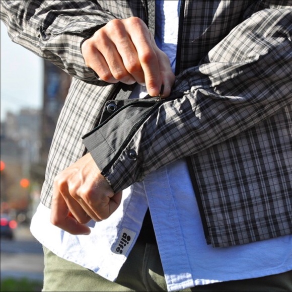 M NAU Gust Wind Jacket - Picture 3 of 8